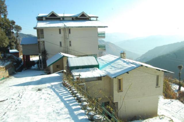 Natureraga Fernhill Resort Чайл Екстериор снимка