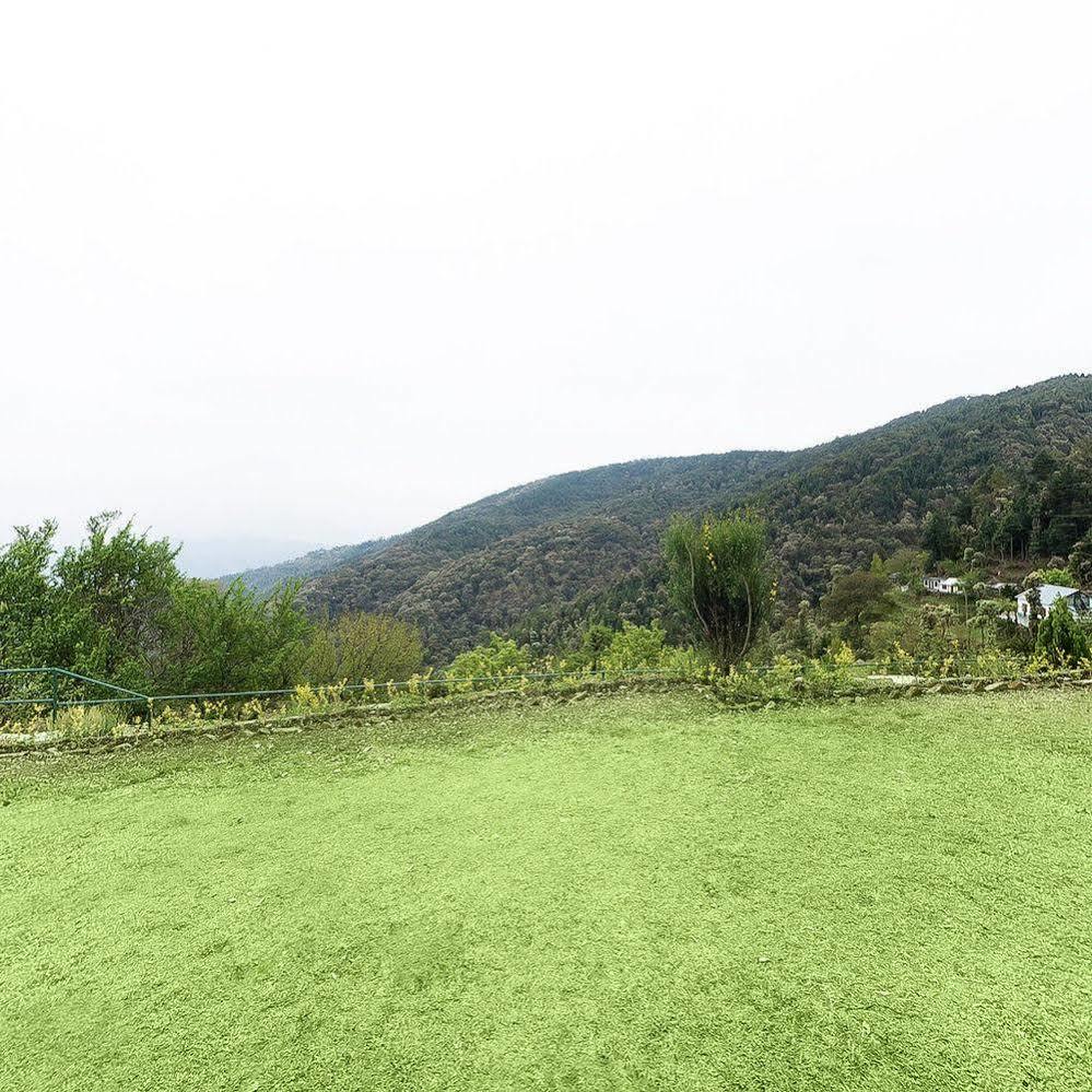 Natureraga Fernhill Resort Чайл Екстериор снимка