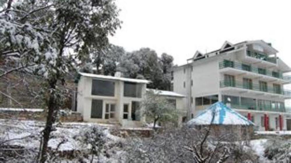Natureraga Fernhill Resort Чайл Екстериор снимка