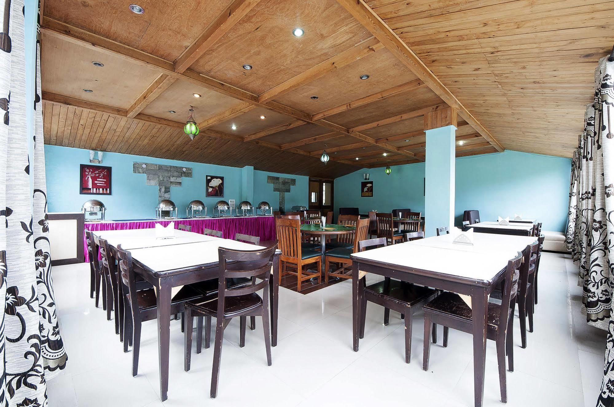 Natureraga Fernhill Resort Чайл Екстериор снимка