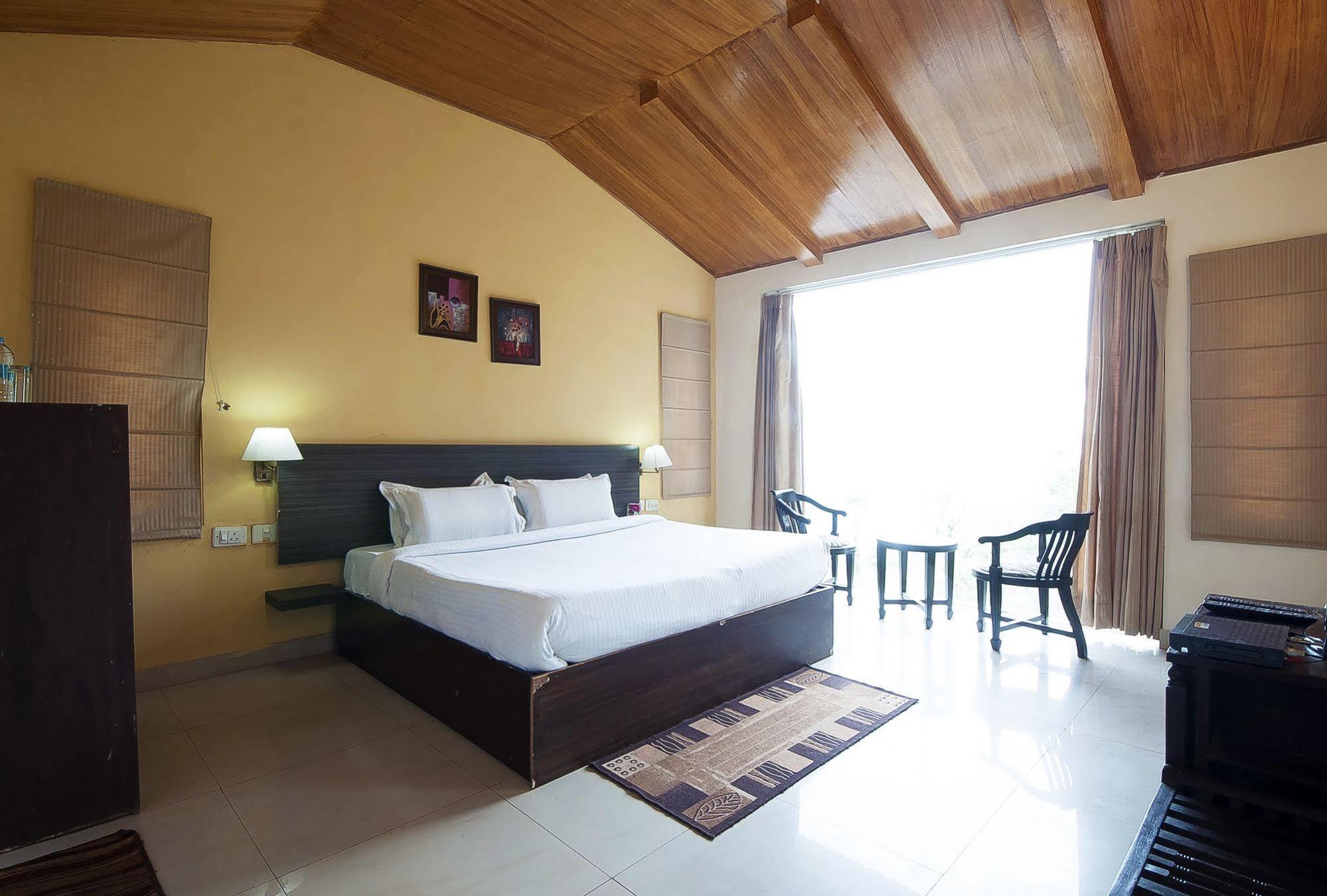 Natureraga Fernhill Resort Чайл Екстериор снимка