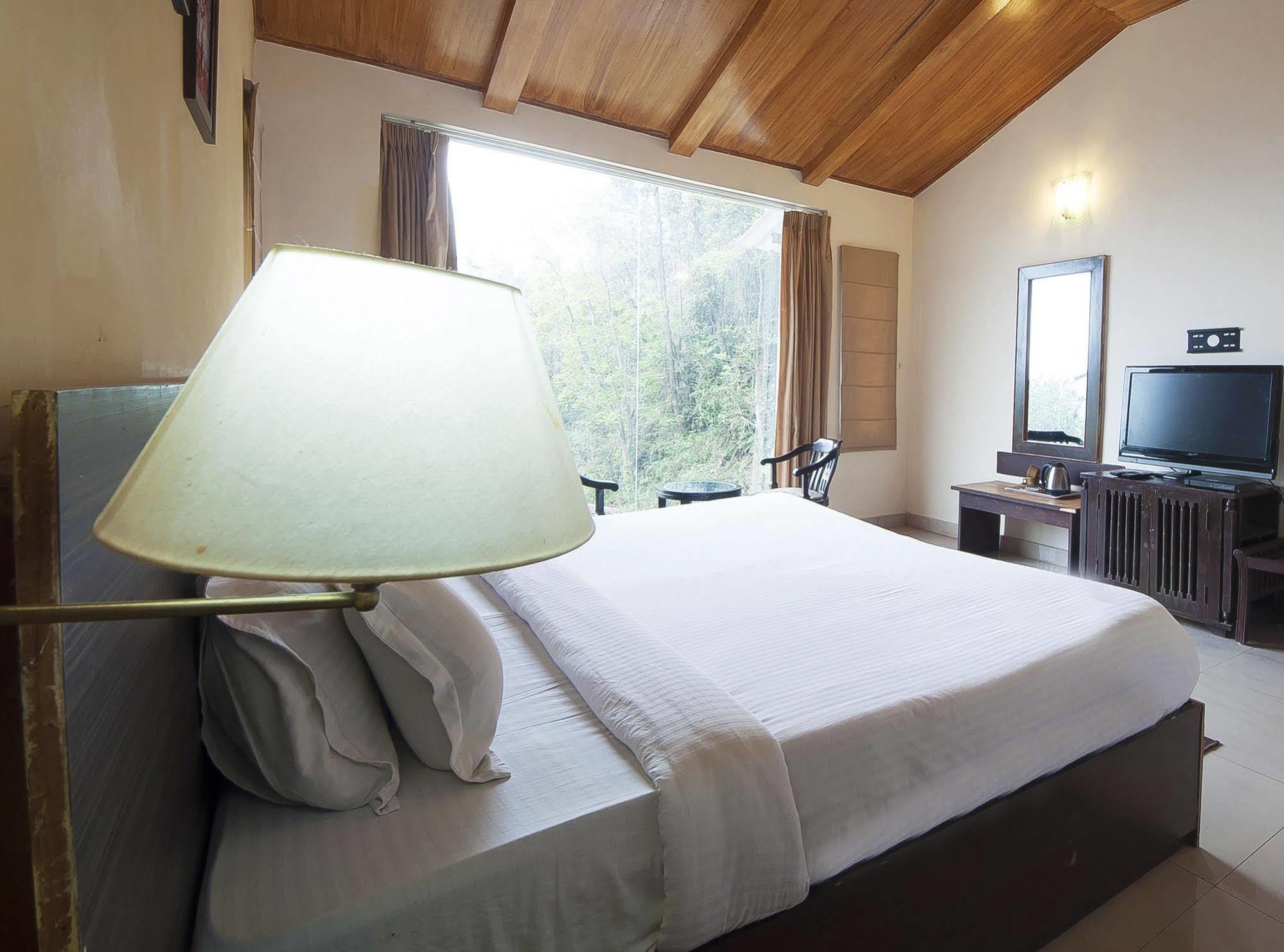 Natureraga Fernhill Resort Чайл Екстериор снимка